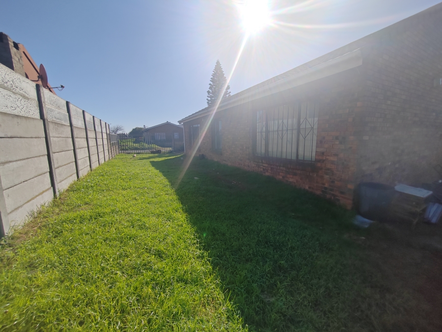 3 Bedroom Property for Sale in Hillview Western Cape